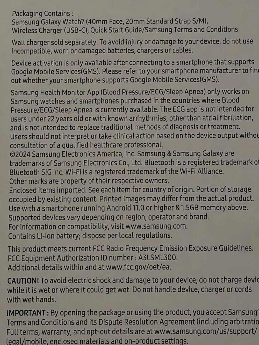 Samsung Galaxy SmartWacth 7 with Multicolor Bands and Cases